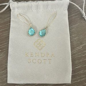 Kendra Scott tear drop earrings